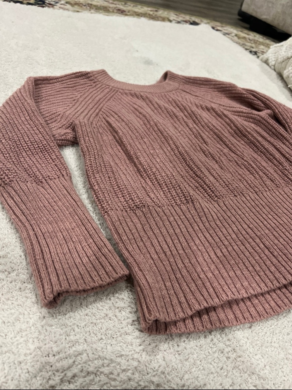Universal Thread Dusty Mauve Ribbed Crewneck Sweater